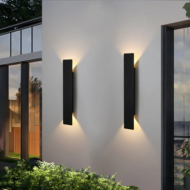 NOBLILUX DualBeam | Aluminium LED Outdoor Up-Down Wall Light | IP65 | Black & White | 10–61cm
