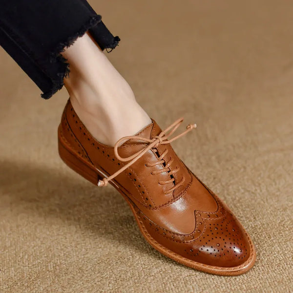Women's Leather Oxford Shoes – Vintage Brogue Design